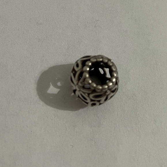 Flower charm pandora - Picture 2 of 3